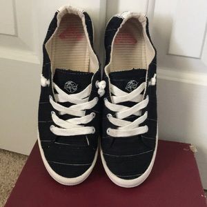 Roxy, bayshore lace up shoes